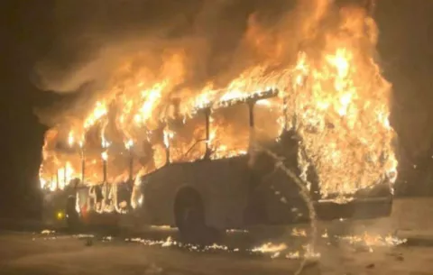 MiBus iniciará investigación por incendio de metrobús en el Corredor Norte