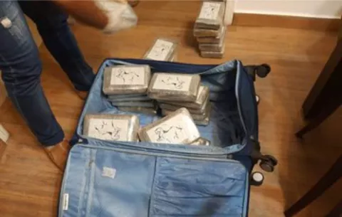 Decomisan 200 mil dólares en efectivo, drogas y cinco vehículos de una red colombo-panameña