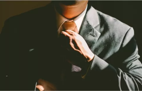 Seis hábitos que dañan su carrera  y cómo superarlos