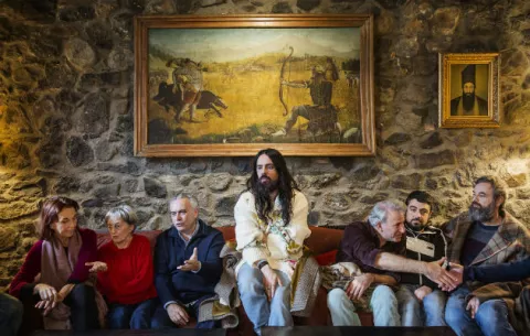 Famosos se unen para salvar un paraíso