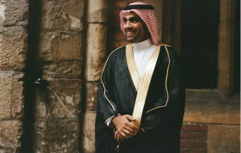 Un satírico se mofa de la realeza saudita