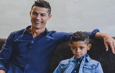 Hijo de Cristiano Ronaldo abre cuenta de Instagram y da la bienvenida en cuatro idiomas