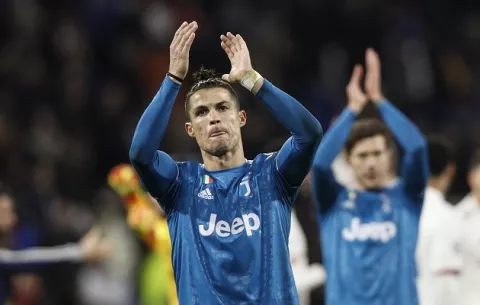 Cristiano Ronaldo apuesta a que la Juventus clasificará a cuartos de final de la Champions
