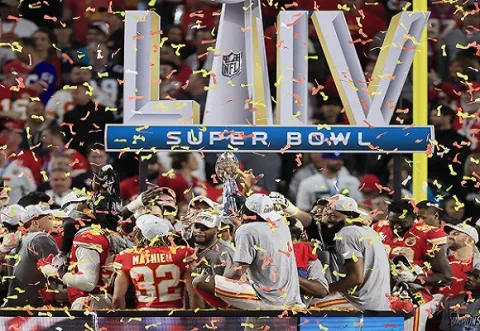Chiefs, 50 años después, nuevos campeones del Super Bowl