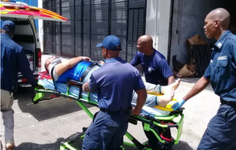 Trabajador sufre caída de altura en el área de la Zona Libre de Colón