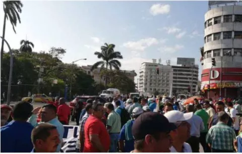 Gobierno cede a presiones de transportistas: Uber y otras plataformas no podrán cobrar en efectivo