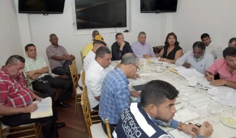 Todavía no se ha convocado a los usuarios al diálogo