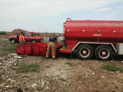 Chitré y La Villa están cubiertos de humo por incendio cerca del vertedero
