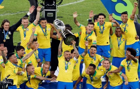 La CONMEBOL aplazó un año la Copa América