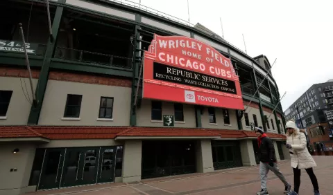 Empleados de los Cachorros de Chicago dieron positivo al coronavirus