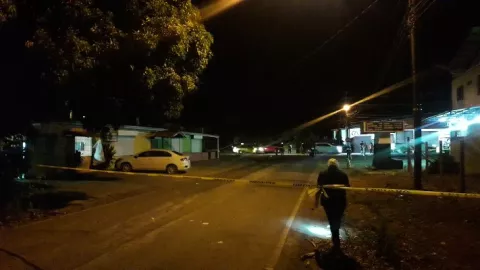 En medio de balas, botellas y piedras asesinan a chiricano en un bar