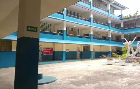 Colegio monseñor Francisco Beckmann, bajo investigación sanitaria