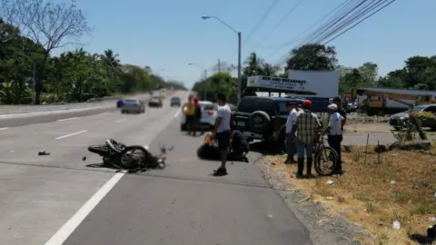 Motorizado pierde la vida en una colisión con una camioneta en Chiriquí
