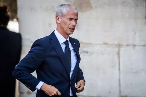 El ministro francés de Cultura es el primer miembro del Gobierno con coronavirus