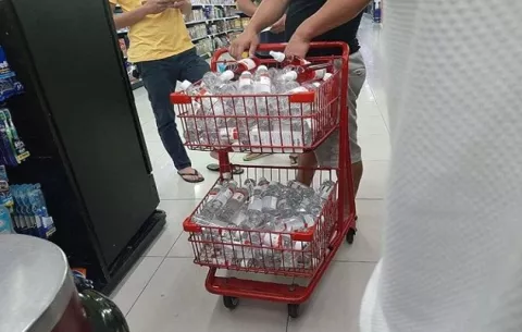 Coronavirus en Panamá: Comercios limitan a máximo 3 unidades por cliente la compra de artículos de primera necesidad 