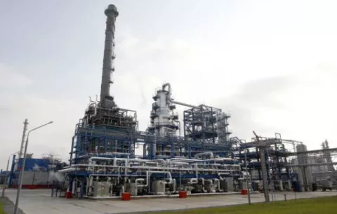 Precio del petróleo en Texas se desploma 22 por ciento por guerra de costos en medio de coronavirus