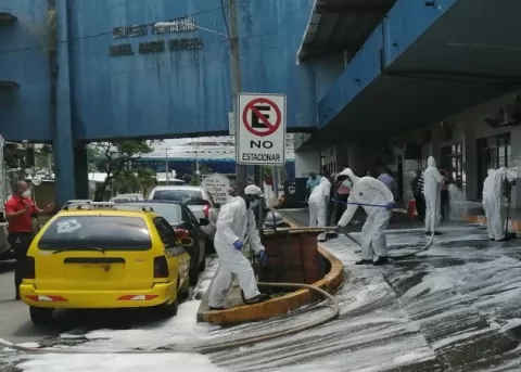 Coronavirus en Panamá: Desinfectan Complejo Dr. Hospitalario Manuel Amador Guerrero 