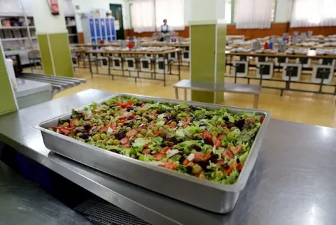 La ONU alerta de que el cierre de comedores escolares afecta a 300 millones de niños