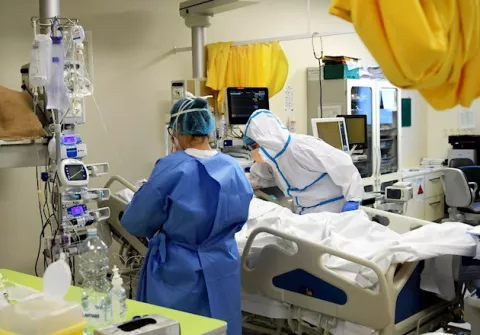 Los contagiados por coronavirus en Italia pueden ser 600.000, según Protección Civil