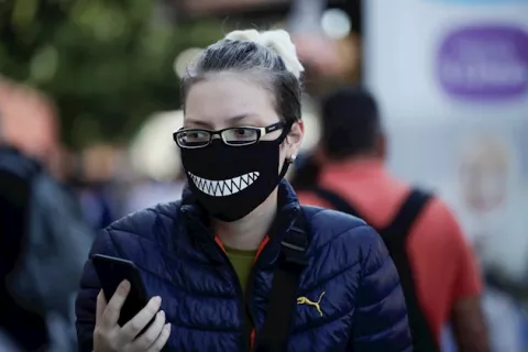 Lombardía controla movimientos a través de los celulares por el coronavirus