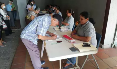 Coronavirus en Panamá: Abrirán unas 122 mil cuentas bancarias para jubilados y pensionados que aún cobran sus pensiones por cheque