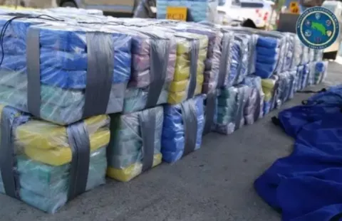 Ticos tumban tres toneladas de cocaína 