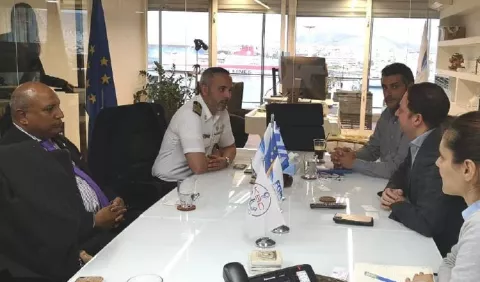 Podrían contratar marinos panameños en Grecia