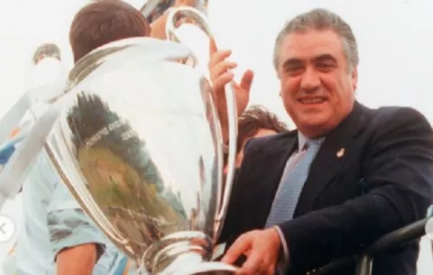 Florentino promete un gran homenaje para Lorenzo Sanz cuando las circunstancias lo permitan