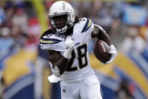 Los Broncos de Denver firman a Melvin Gordon por dos temporadas y 16 millones