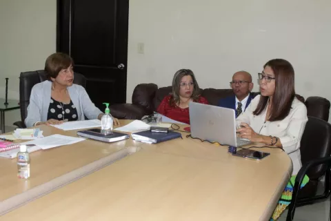 Estudiantes recibirán sus módulos académicos el próximo lunes