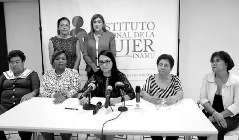 Las mujeres y su rol en apoyo al crecimiento económico