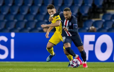 Atlético Madrid clasifica en la prórroga, PSG  también avanza