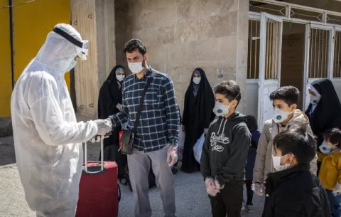 Irak busca detener el virus presente en Irán
