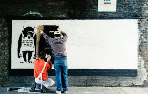Banksy controla su mensaje, mas no su legado