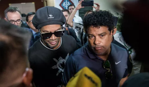 Ronaldinho acumula deudas y problemas con la Justicia en Brasil y Paraguay