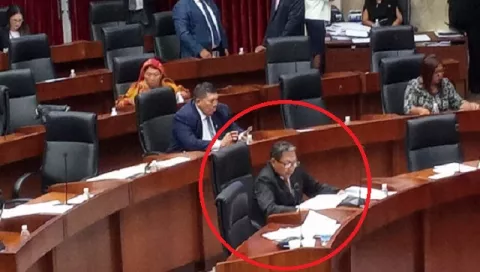 Suplente de Arquesio Arias sesionó, ayer