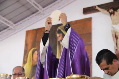 Conferencia Episcopal suspende las celebraciones litúrgicas públicas de Semana Santa