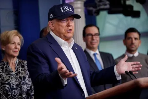 Donald Trump se hace la prueba del coronavirus y está a la espera de resultados