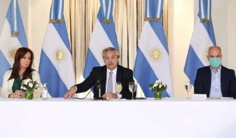  Argentina  se acoge a 30 días de gracia y no paga intereses 