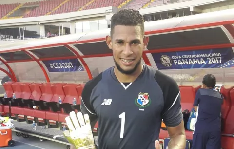 José Calderón y Luis Carlos Ovalle disparan contra la prensa deportiva panameña