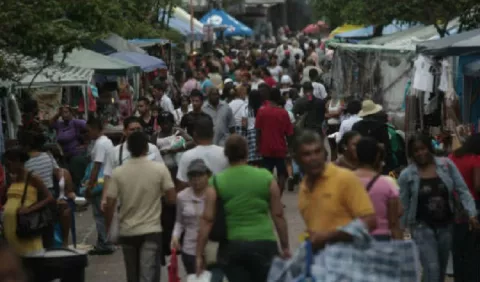 Consumidores  buscan protegerse  ante futuras demandas financieras 