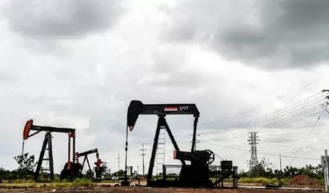 Precio del petróleo en Texas sube por posible recorte en la producción
