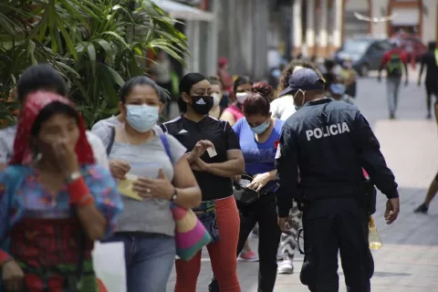 Este viernes 1 de mayo  las mujeres podrán salir; la cuarentena total solo será sábado y domingo