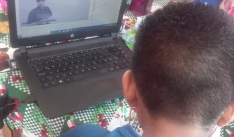 Padres consideran absurdo continuar pagando la mensualidad de los colegios particulares