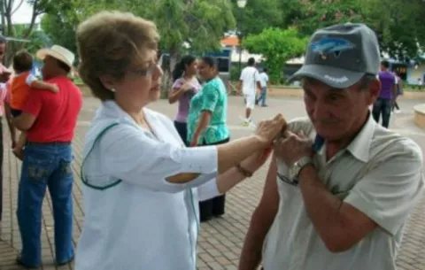 La próxima semana vacunarán contra la influenza en asilos