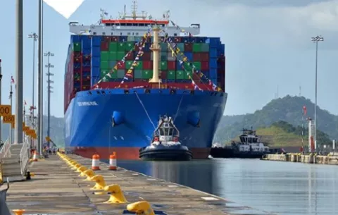 Canal de Panamá reporta primer fallecimiento de uno de sus colaboradores a causa del COVID-19