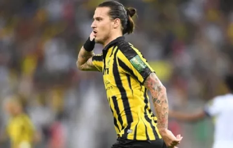 Tres meses de arresto domiciliario para jugador serbio que violó la cuarentena