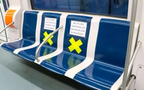 Metro de Panamás extrema medidas de limpieza y desinfección, a pesar de que no se han reportado casos de COVID-19