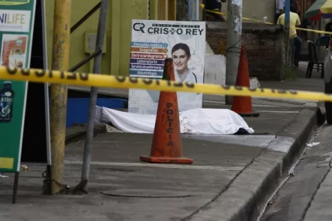 Estremecedores videos y testimonios sobre personas muertas en las calles de Guayaquil por COVID-19