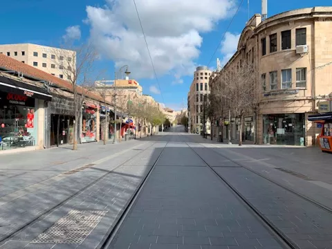 Israel comienza hoy su vuelta a la normalidad
